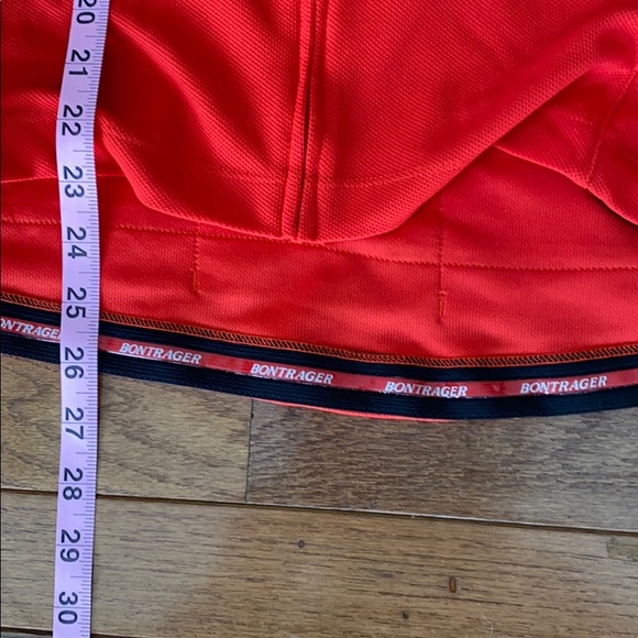 Red and white Cycling top - Picture 5 of 6